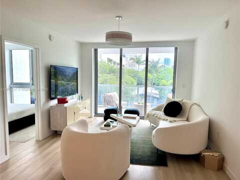 13800 Highland Dr, North Miami Beach, FL 33181