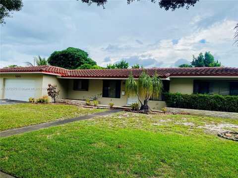 5561 SW 2nd Ct, Plantation, FL 33317