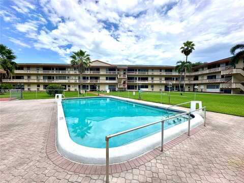 5300 Washington St, Hollywood, FL 33021