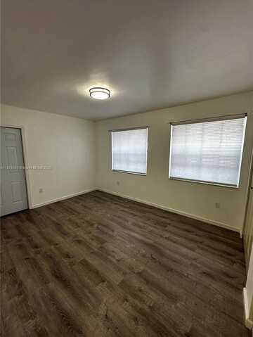 7330 W 30th Ave, Hialeah, FL 33018