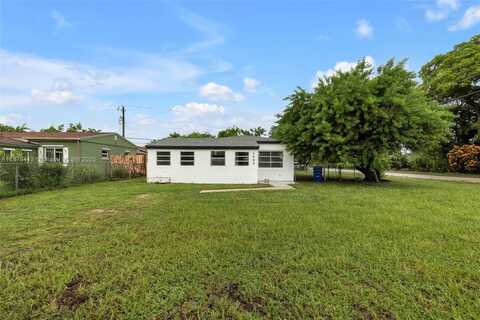 1695 NE 175th St, North Miami Beach, FL 33162