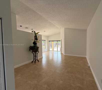 15448 SW 143rd Ter, Miami, FL 33196