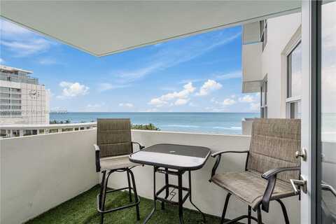 2899 Collins Ave, Miami Beach, FL 33140