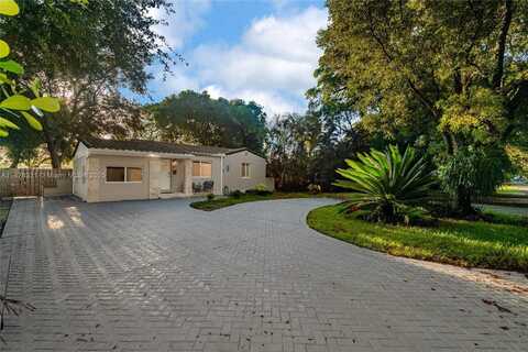 11925 NE 11th Pl, Biscayne Park, FL 33161