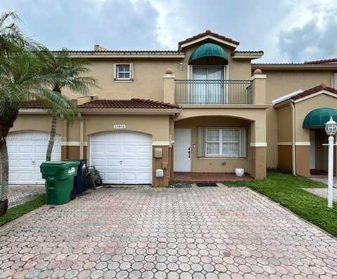 15852 SW 68th Ter, Miami, FL 33193