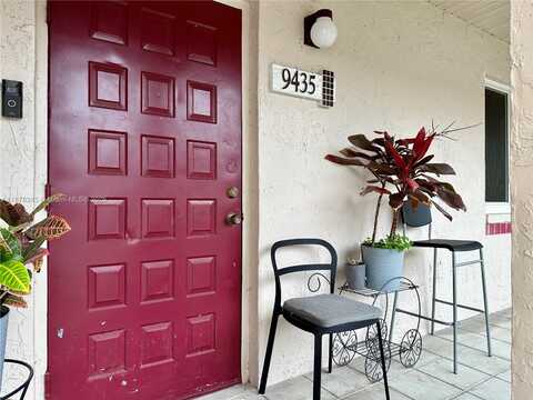 9435 SW 140th Ct, Miami, FL 33186