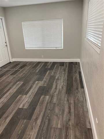 280 SE 6th Ave, Deerfield Beach, FL 33441