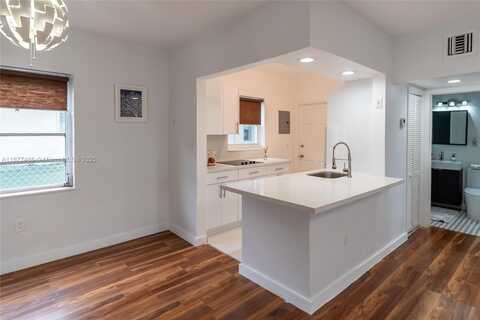 1205 Marseille Dr, Miami Beach, FL 33141