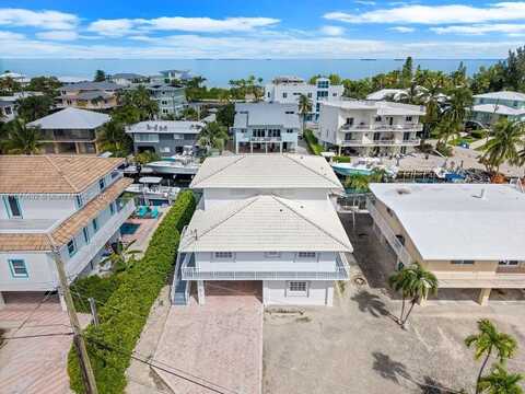 106 Lisbon Ct, Islamorada, FL 33036