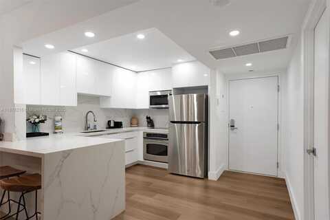 2301 Collins Ave, Miami Beach, FL 33139