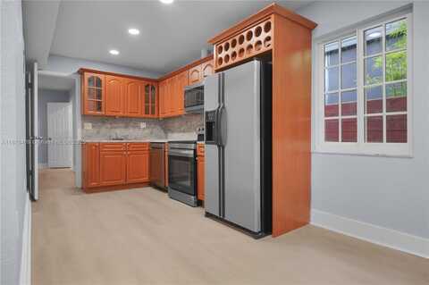 430 SW 15th Rd, Miami, FL 33129