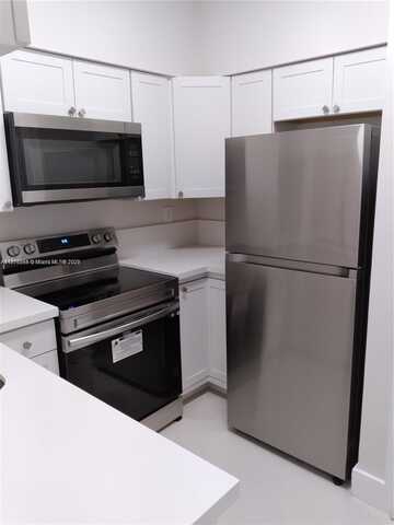 1851 NW 96th Ter, Pembroke Pines, FL 33024
