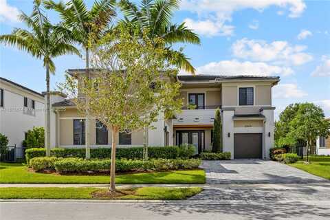 10470 S Lago Vista Cir, Parkland, FL 33076