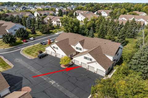 2112 Pine Ridge Ct, Grafton, WI 53024