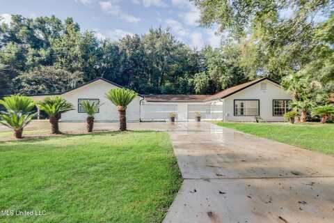 304 Ruella #C Avenue, Bay Saint Louis, MS 39520