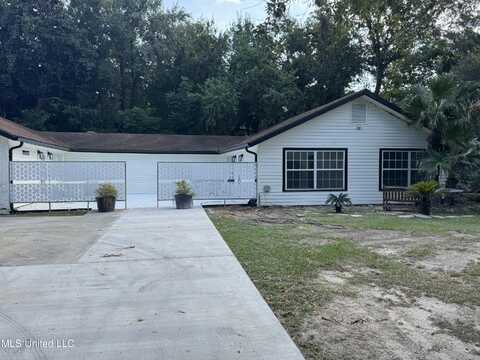 304 Ruella #A Avenue, Bay Saint Louis, MS 39520