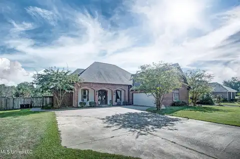 542 Holly Bush Road, Brandon, MS 39047