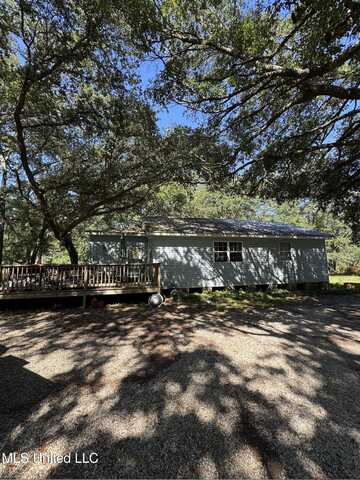 17151 Azalea Street, Kiln, MS 39556