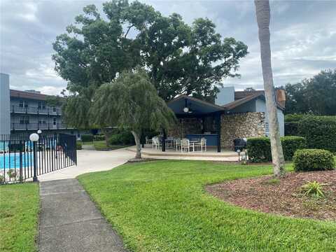 333 LAKE HOWARD DRIVE NW, WINTER HAVEN, FL 33880