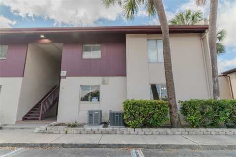 8640 TAHOE COURT, TAMPA, FL 33614