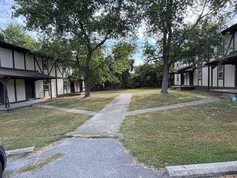 1100 Eastside Lane, Madisonville, KY 42431