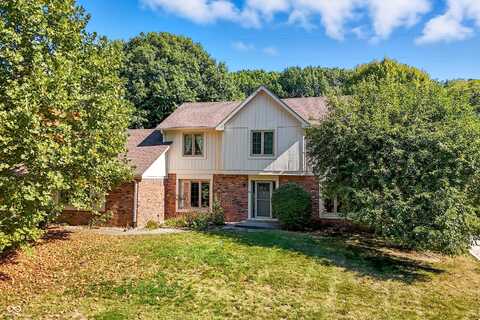 735 Sugarbush Drive, Zionsville, IN 46077