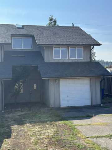 76330 Rainbow Road, Oakridge, OR 97463