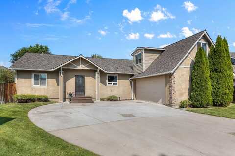 1465 NW 19th Court, Redmond, OR 97756