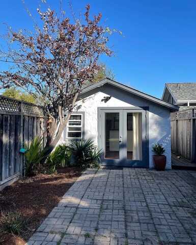 750 37th AVE B, SANTA CRUZ, CA 95062