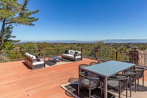 12668 La Cresta CT, LOS ALTOS HILLS, CA 94022