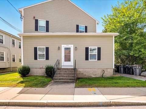 848 Waverley St, Framingham, MA 01702