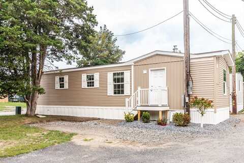 4 Sam Street, Acushnet, MA 02743