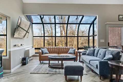 12 Augusta Drive, Vernon, NJ 07462