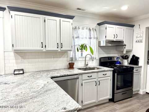 159 Harwich Street, Browns Mills, NJ 08015