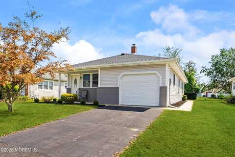 5 Abaco Street, Toms River, NJ 08757