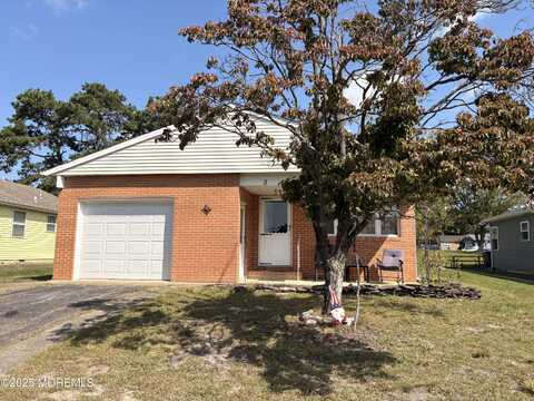 3 Muirhead Street, Toms River, NJ 08757