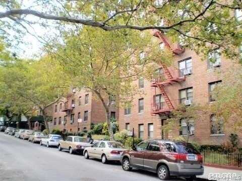 61-40 Saunders Street, Rego Park, NY 11374