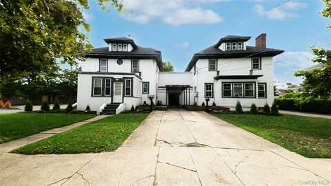 20-22 Bay Shore Avenue, Bay Shore, NY 11706