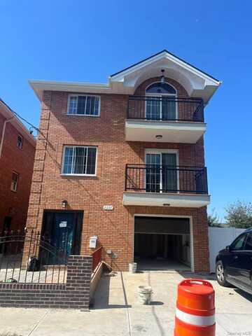 1111 Clarence Avenue, Bronx, NY 10465