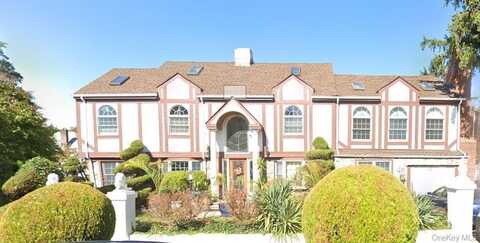 80 Surrey Lane, Hempstead, NY 11550