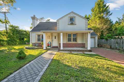 61 E Park Drive, Huntington Station, NY 11746