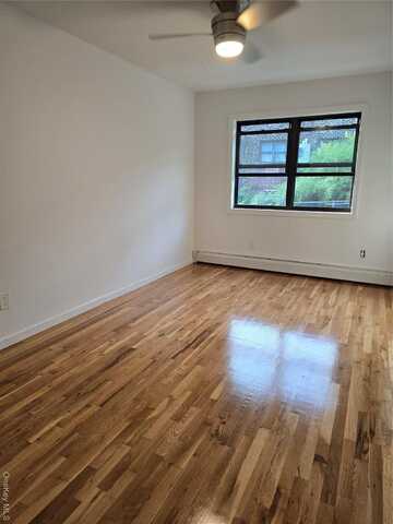 240-29 70 Avenue, Little Neck, NY 11362
