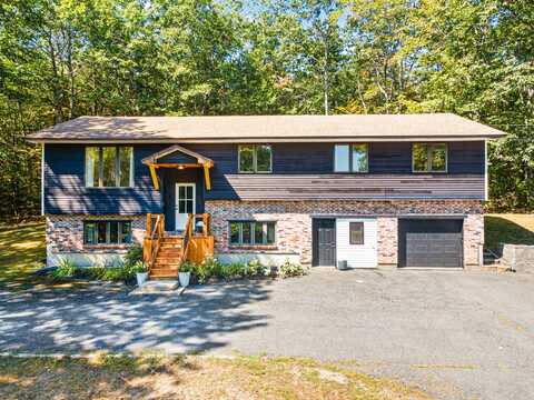 21 Land Of Nod, Windham, ME 04062