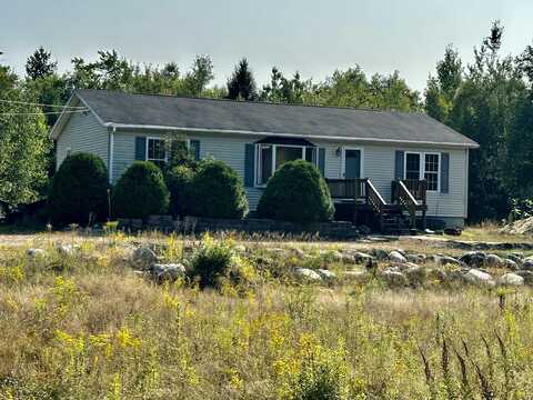 32 Swamp Road, Bridgton, ME 04009