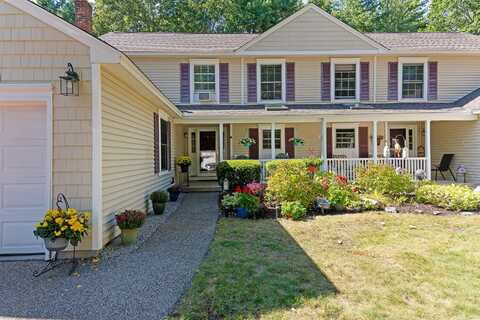 9 Hampton Glen Drive, Kennebunk, ME 04043