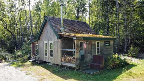 617 Seboeis Road, Howland, ME 04448