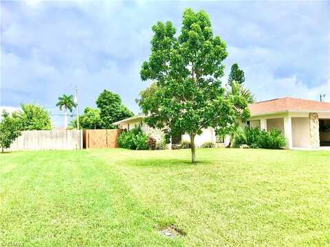 1213 SE 21st, CAPE CORAL, FL 33990