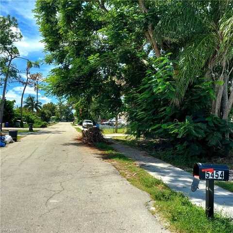5458 11th, FORT MYERS, FL 33907