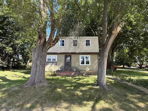 611 N Strong Avenue, Spring Valley, IL 61362