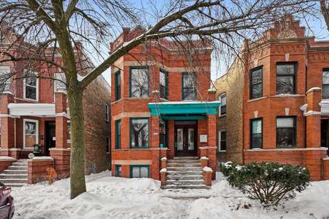 2642 N Sacramento Avenue, Chicago, IL 60647